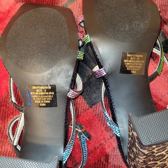 Betsy Johnson sz9 multicolored block heels - Picture 4 of 5